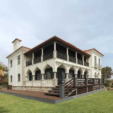 Seafront Manor 别墅 *