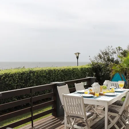 Seafront Manor *