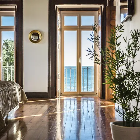 فيلة Seafront Manor